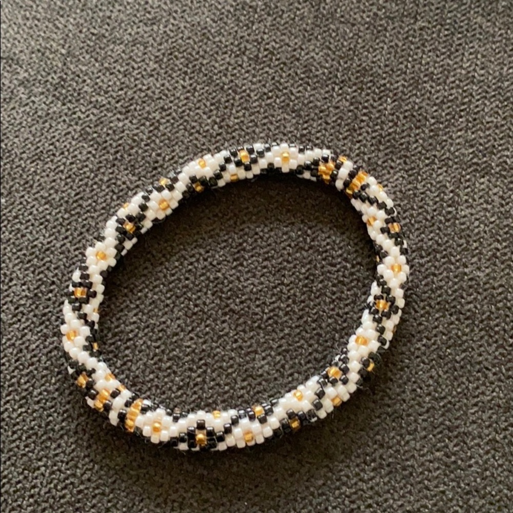 Sashka Beautiful Roll On  Glass Beaded Bracelet